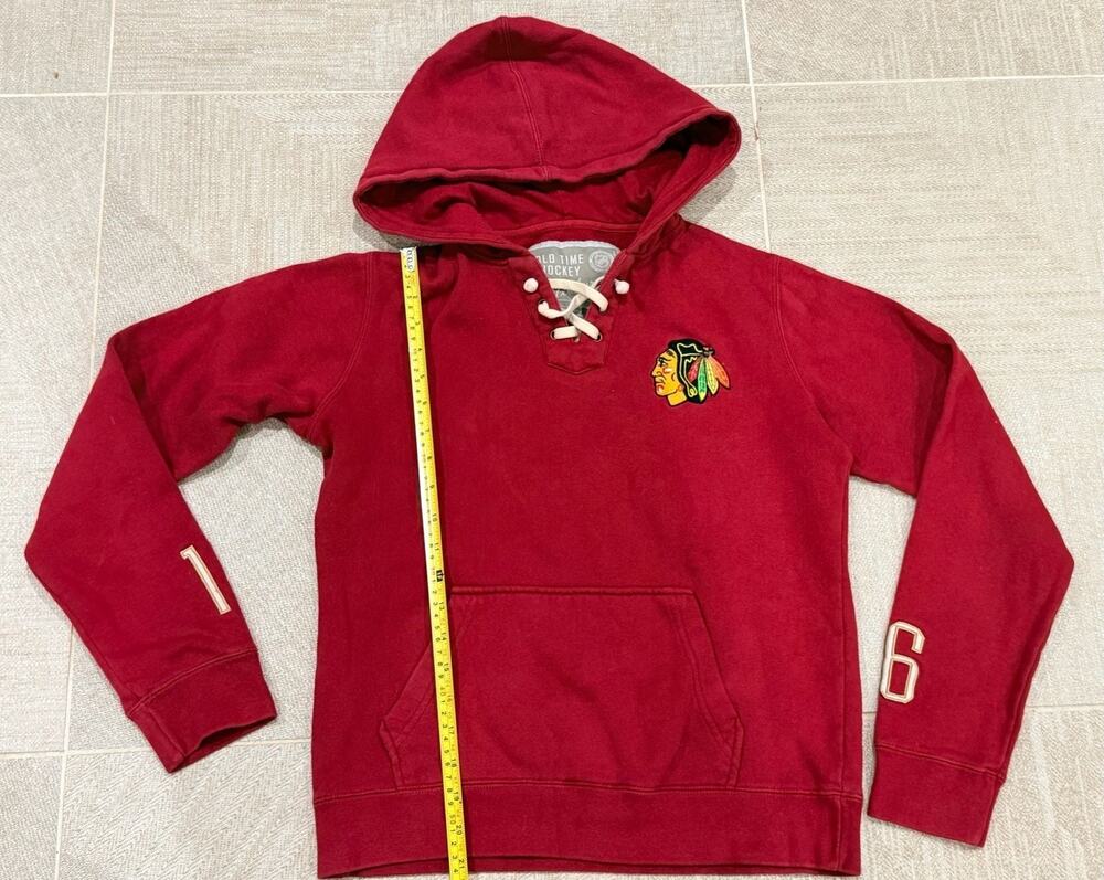 Old Time Hockey Chicago Blackhawks Newbury Collection Lace-Up Hoodie